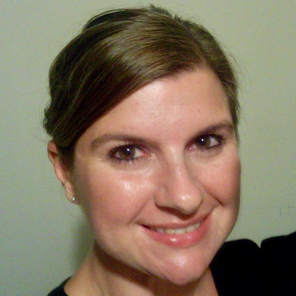 Meet your Posher, Julie - Picture 4 of 8